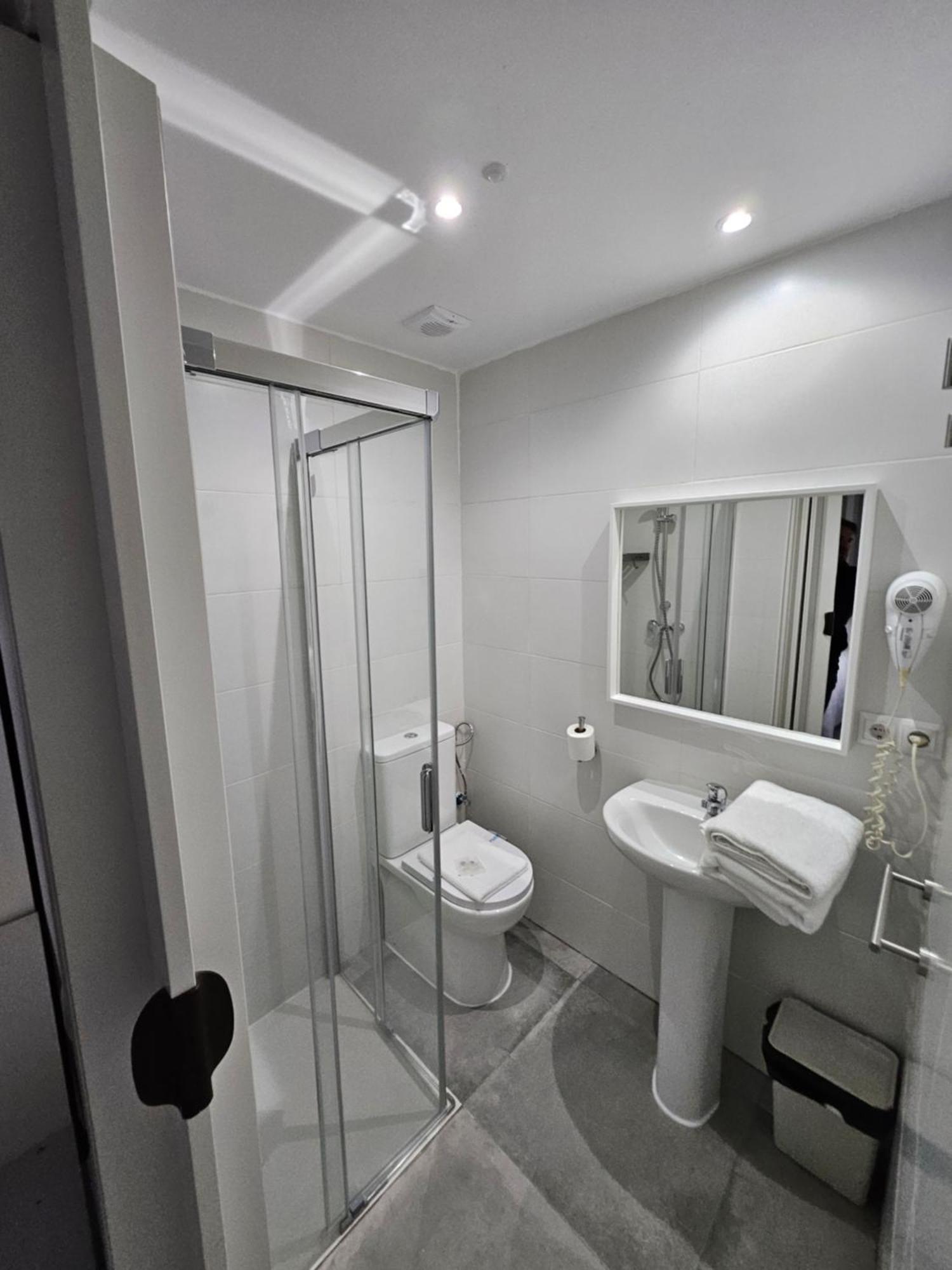 Hostal Foncalada Овьедо Экстерьер фото